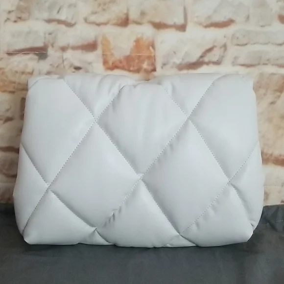New Balenciaga Touch Puffy Quilted Clutch Bag - Picture 5 of 14